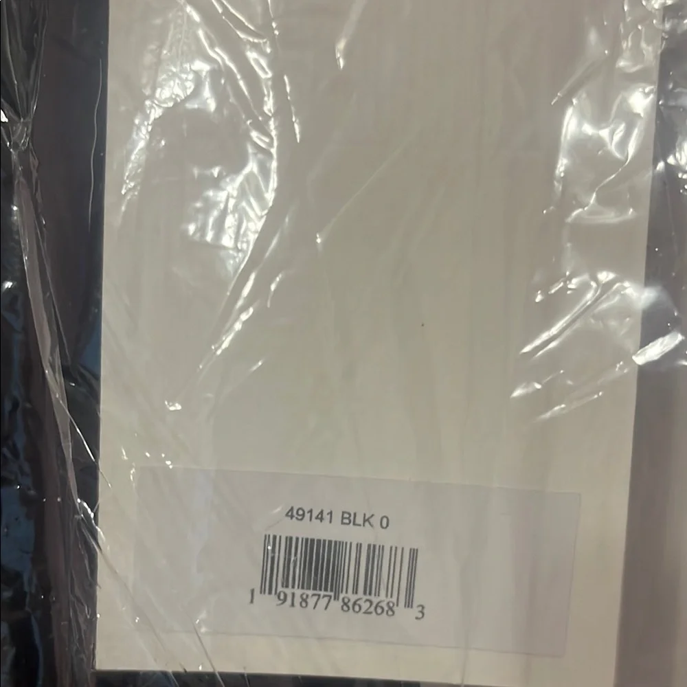 NWT- size 0- mac duggal - Black One-Shoulder high-low Dress - Picture 7 of 8